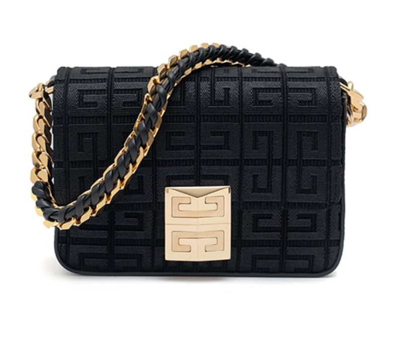 【関税送料込み】GIVENCHY 4G バッグ スモール チェーン付き ☆【GIVENCHY】☆4Gバッグ スモール 4G刺繍 チェーン付き