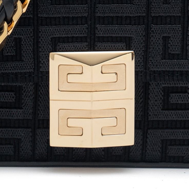 ☆【GIVENCHY】☆4Gバッグ スモール 4G刺繍 チェーン付き
