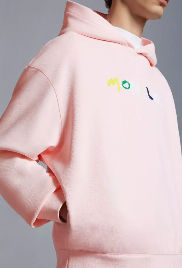 MONCLER 2024春夏 ハートロゴパッチ付き ジップアップパーカー MONCLER 2024春夏新作 シリコンロゴ付き ベースボールキャップ