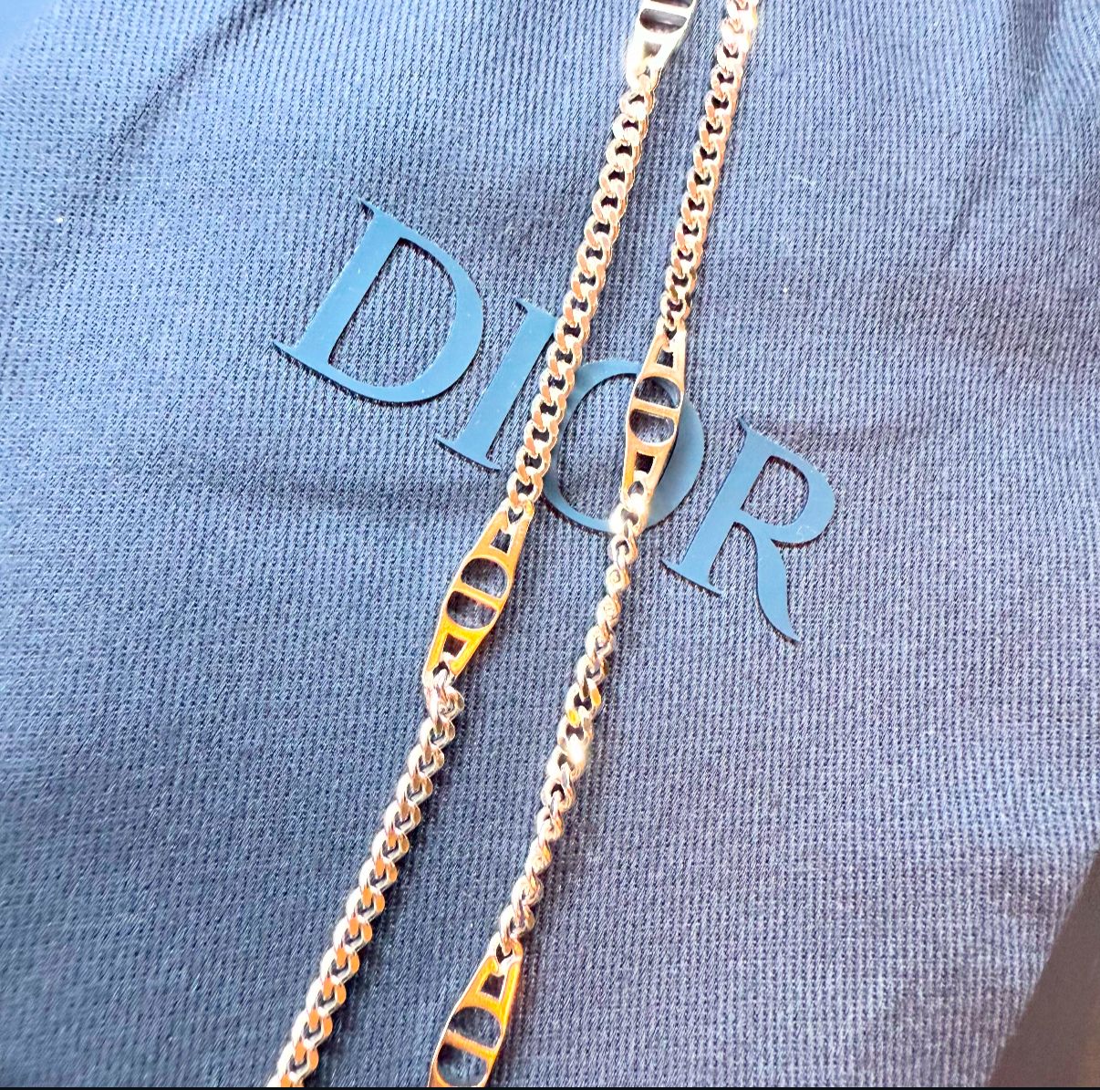クールに決まる♪【Dior】《CD Icon》チェーンリンク ネックレス