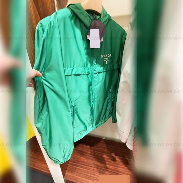 PRADA□【国内発】Re-Nylon ブルゾンジャケット SGC052 (PRADA
