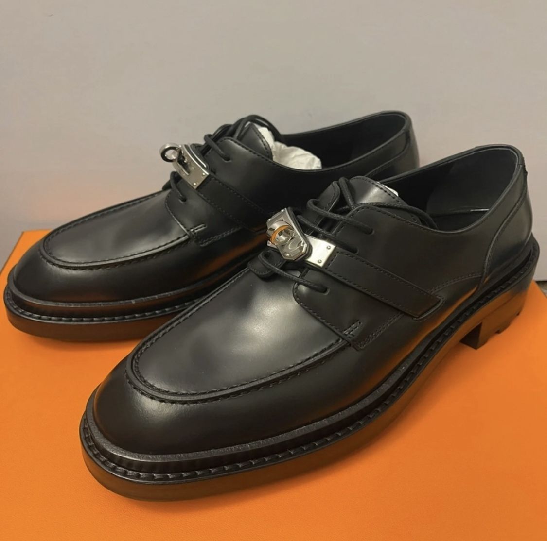 新品未使用 HERMES エルメス WS222072Z 2203 カーフレザー