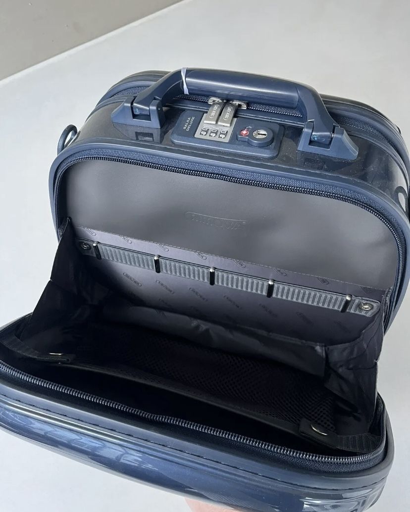 RIMOWA】Salsa Deluxe Beauty Case ヨットブルー (RIMOWA