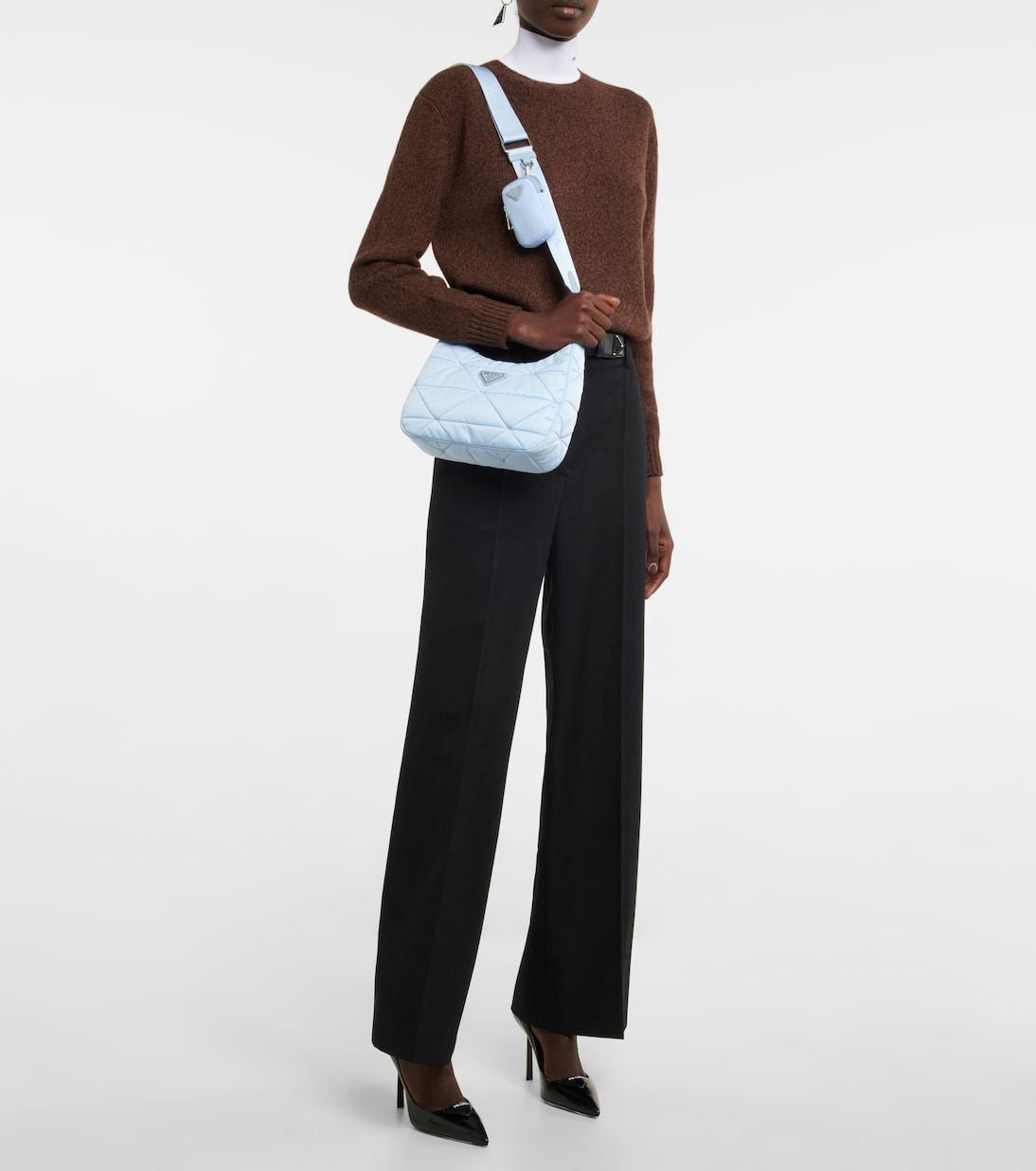 海外限定色*PRADA*パデッドRe-Nylon ショルダーバッグ ポーチ付 海外限定色*PRADA*パデッドRe-Nylon ショルダーバッグ ポーチ付
