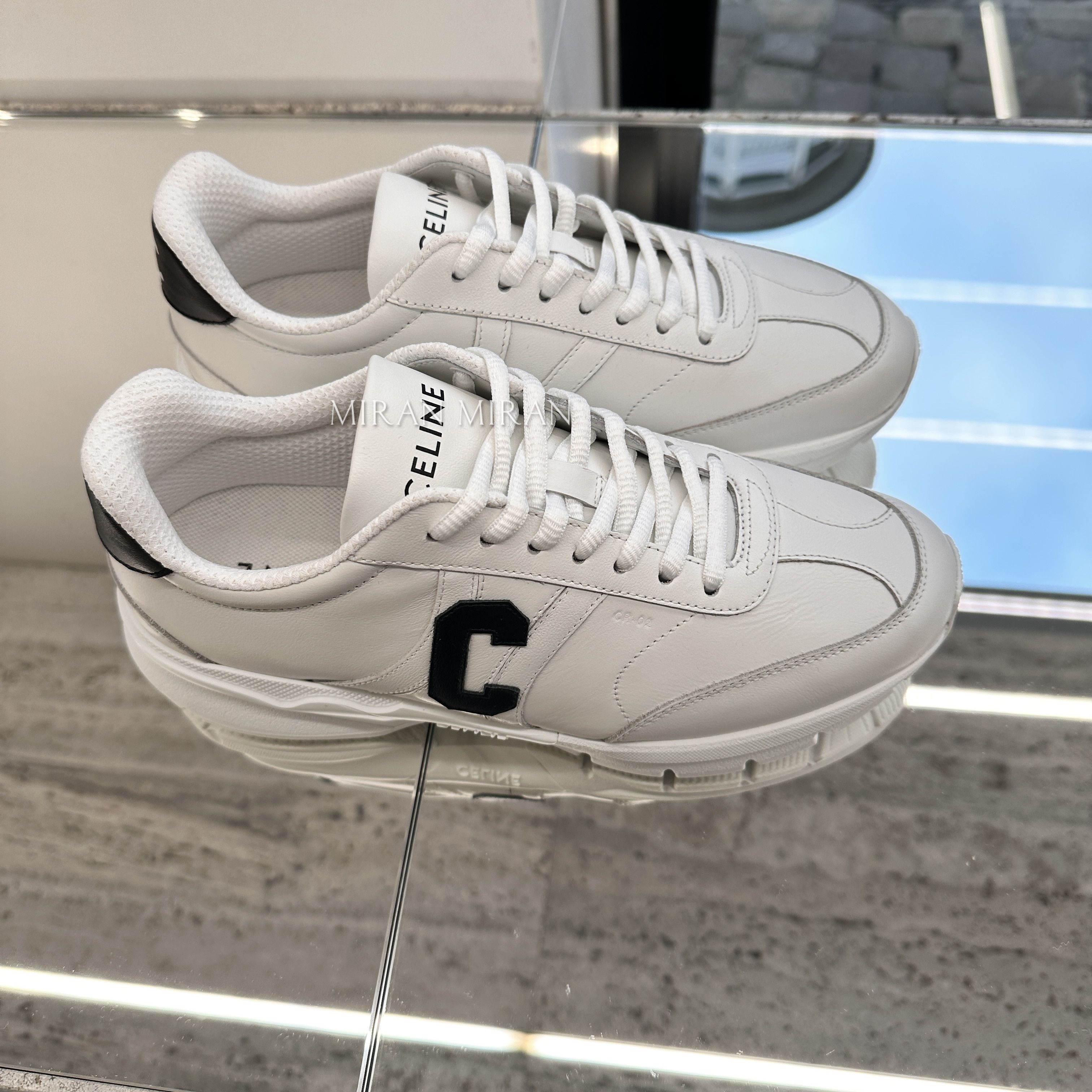 CELINE】CELINE ランナー CR-02 レースアップ ロースニーカー
