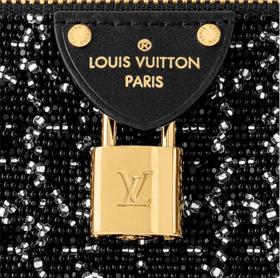 【24SS/小物でポイントを★】LouisVuitton ショルダーバッグ 24SS☆上品カジュアル】ルイヴィトン LV ボディバッグ (Louis