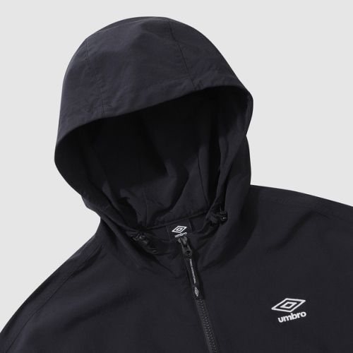 UMBRO■Women's Hooded Windbreaker Zip-Up Jacket■送料込 UMBRO□Women's Hooded Windbreaker Zip-Up Jacket□送料込