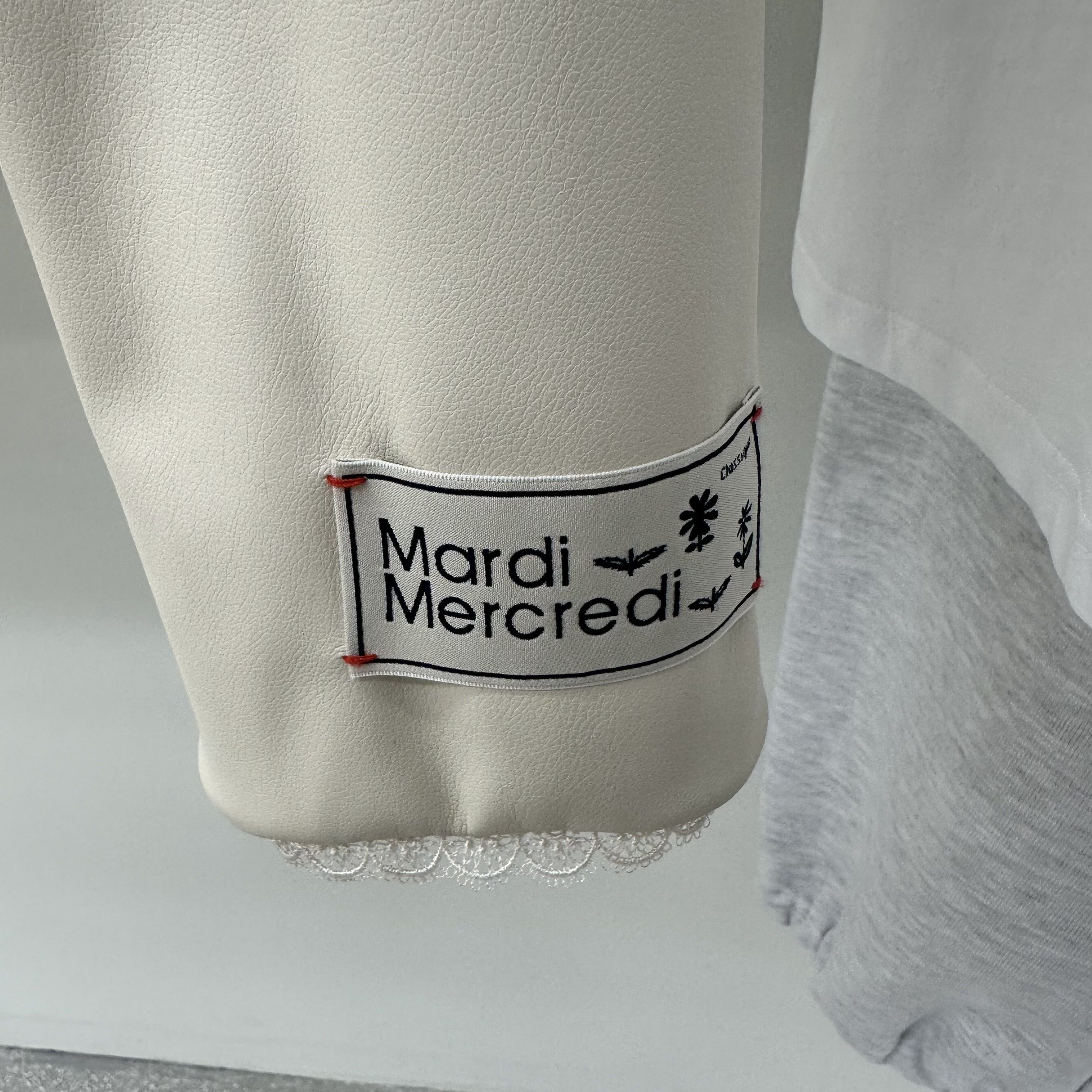★MARDI MERCREDI★FAUX LEATHER CROPPED JACKET LACE★大人気★ ☆MARDI MERCREDI☆FAUX LEATHER CROPPED JACKET LACE☆大人気