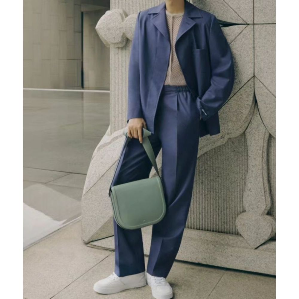 FENDI Roma レザーショルダーバッグ org.jpg