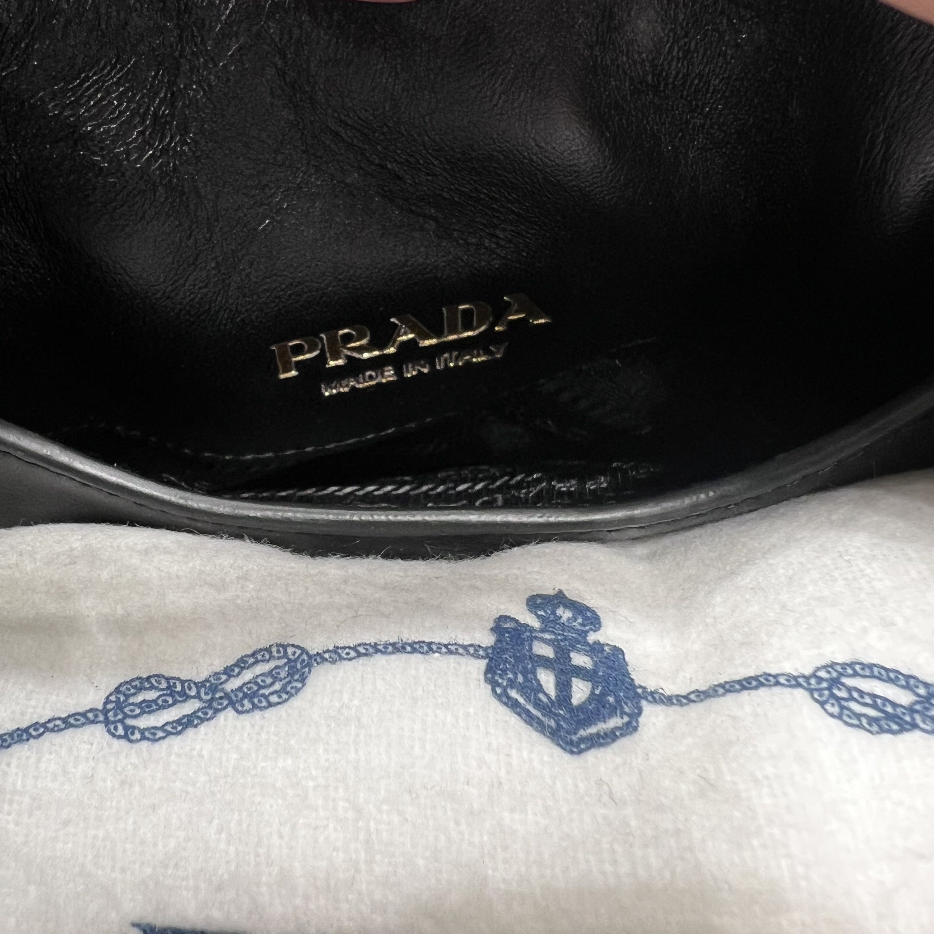 【PRADA】セール 1BG451 ソフトナッパレザー パディッドバッグ 人気の贈り物が PRADA】セール 1BG451 ソフトナッパレザー パ