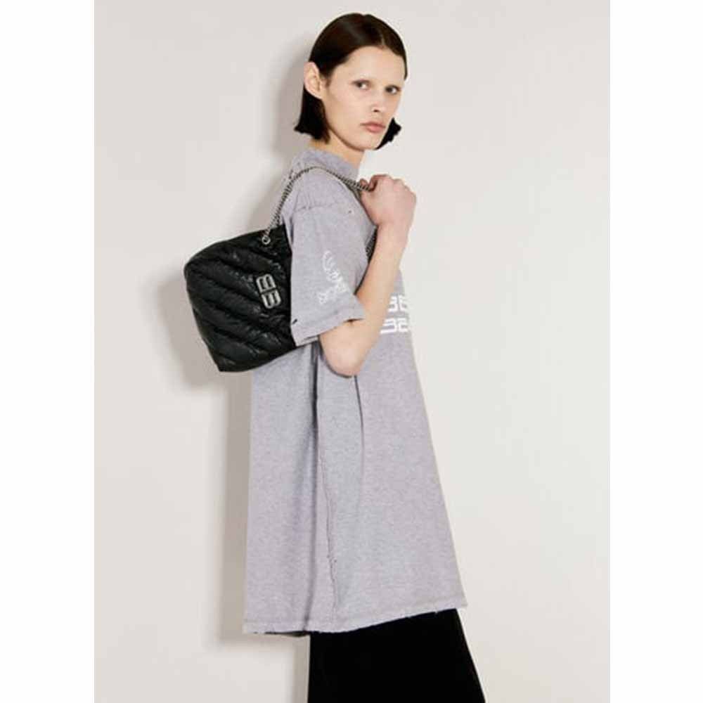 直営店☆BALENCIAGA☆ お洒落♪CRUSH CHAIN M ショルダーバッグ Women's Crush Chain Bag Small in Black | Balenciaga AU