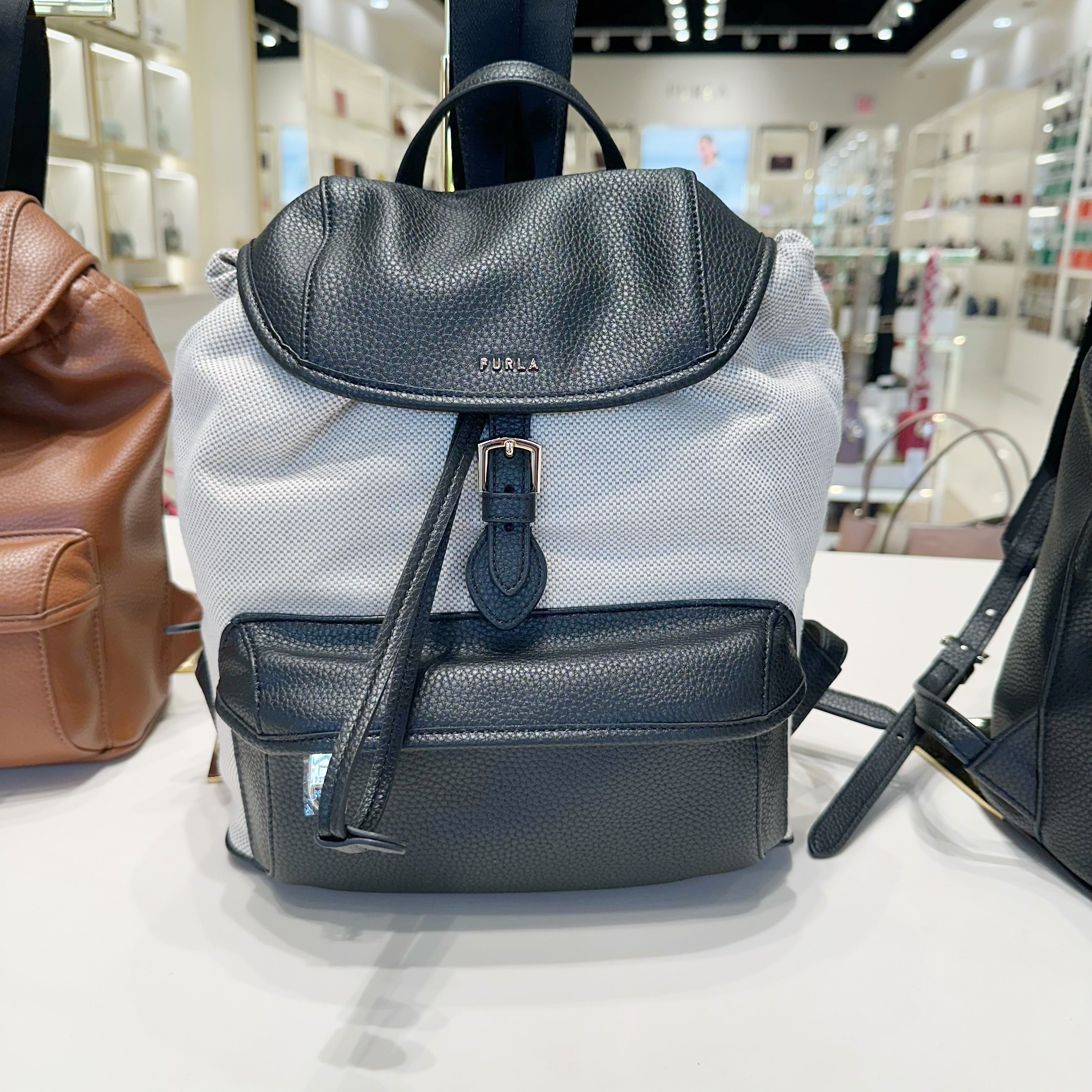 FURLA バックパック CLASSIC (FURLA/バックパック・リュック