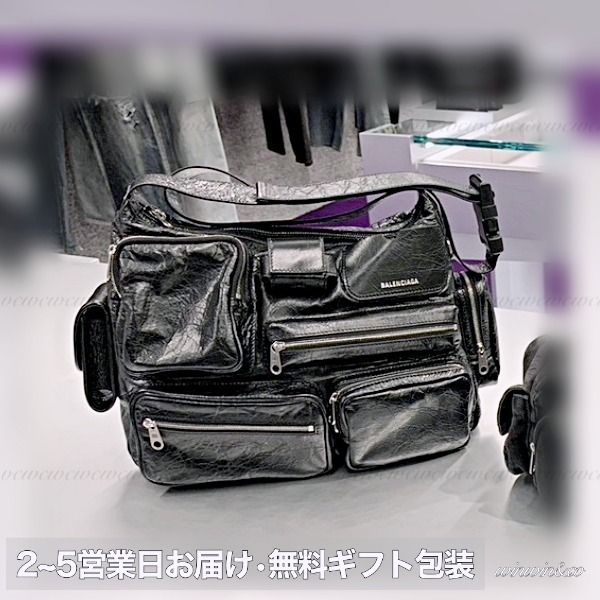 ★BALENCIAGA★Superbusy メッセンジャーバッグ ユーズド加工 Men's Superbusy Messenger Bag in Black | Balenciaga US