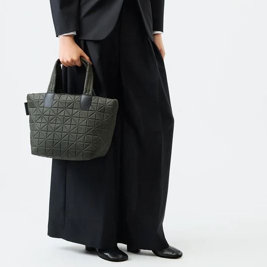 VeeCollective ” ダイヤモンドキルティングMNIトート Black