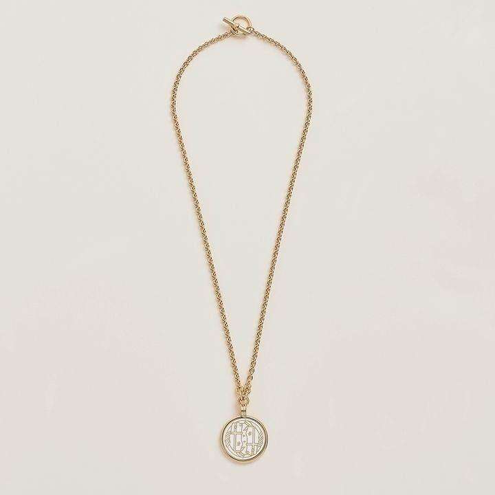伝統美の象徴【HERMES】Quadrige メダイユ ネックレス 大人気♪】HERMES メダイユ PM Quadrige ネックレス (HERMES
