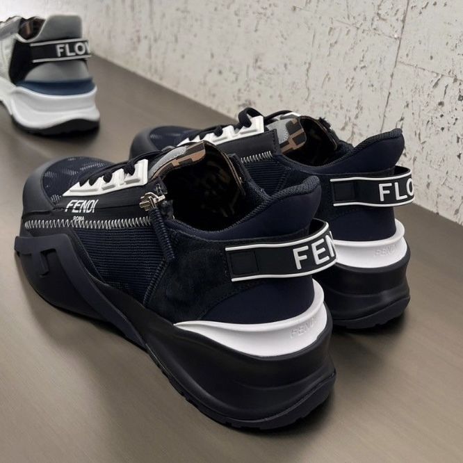 アウトレット【FENDI】厚底☆Flow ダッドスニーカー 2種 FENDI - 7d2 定価￥154.000 FENDI フェンディ FLOW フロー