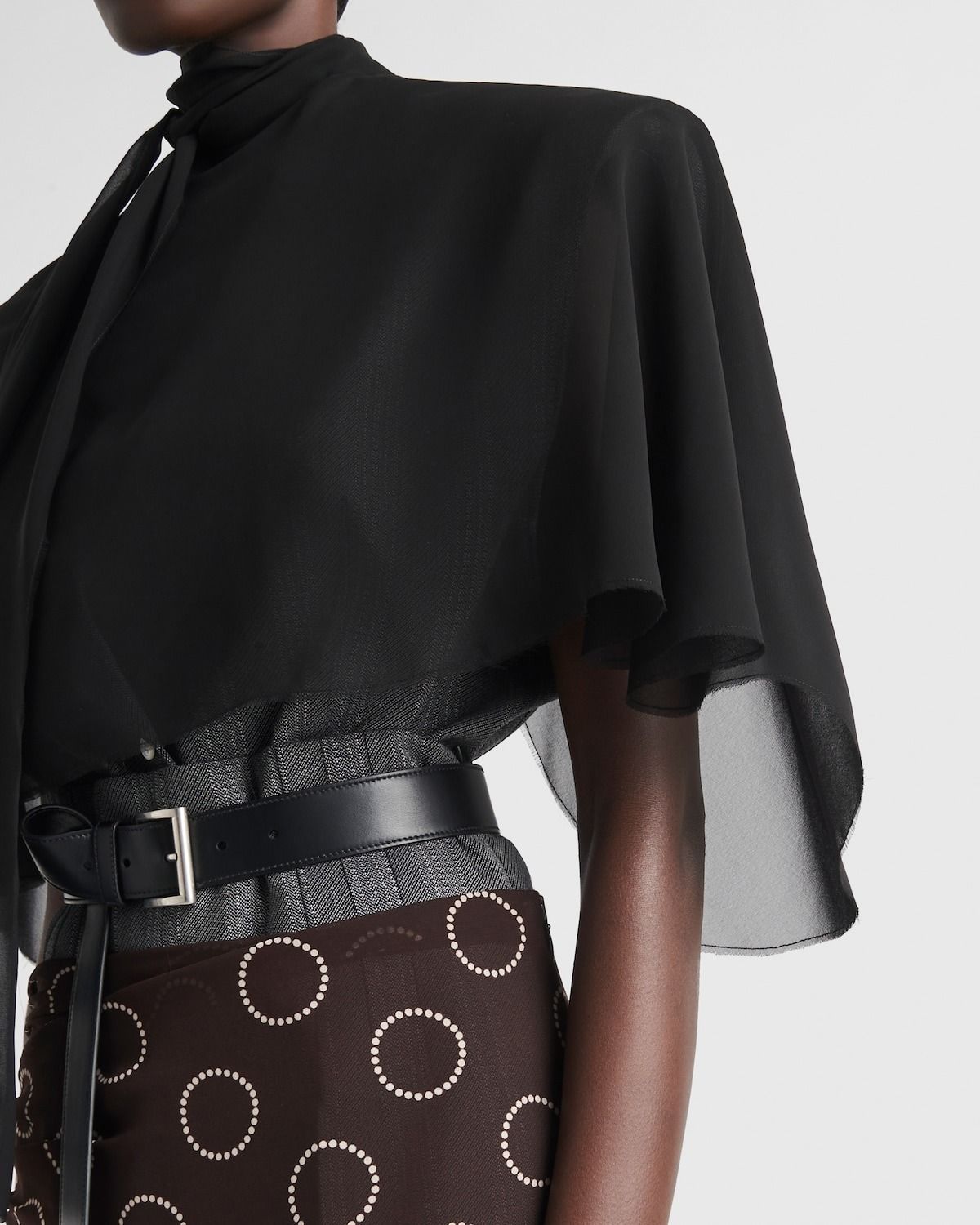 新作【PRADA】ジョーゼットケープ (PRADA/ポンチョ・ケープ
