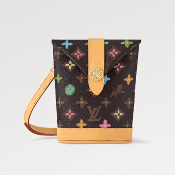 カジュアル大人コーデ☆国内発】LV エンベロップ・ポーチ (Louis