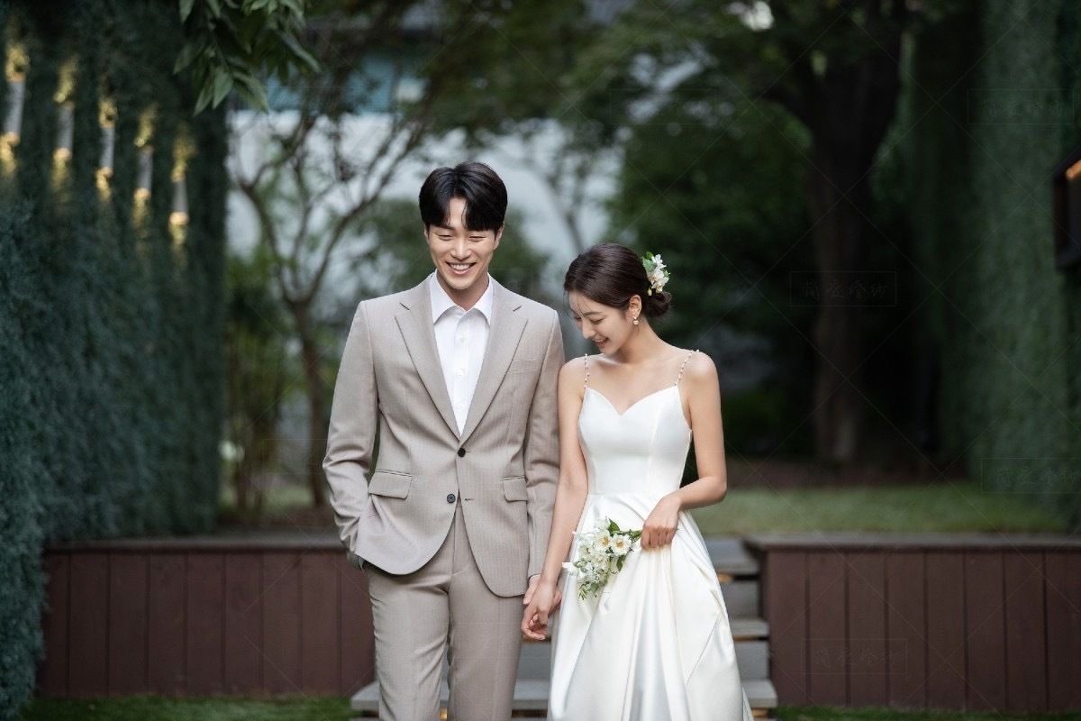 パールキャミソールウェディングドレス結婚式花嫁 (ウェディング