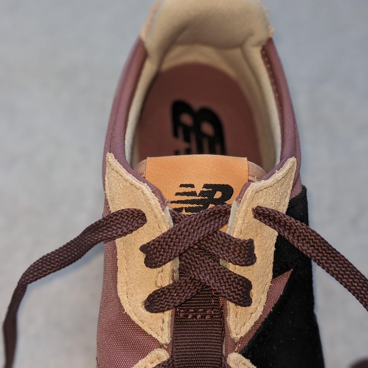 New balance ニューバランス 327 ロゴ Rosewood ピンク/ブラック