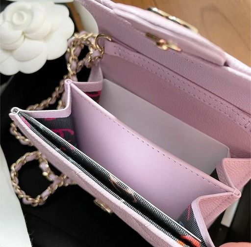 【24SS/中まで可愛い♪】シャネル CHANEL ミニチェーンクラッチ 24SS/中まで可愛い♪】シャネル CHANEL ミニチェーンクラッチ