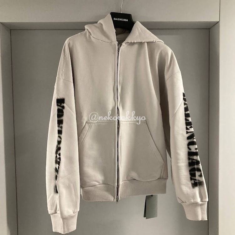 BALENCIAGA*STENCIL TYPE ZIP-UP HOODIEロゴフーディー*送料込 BALENCIAGA*STENCIL TYPE ZIP-UP HOODIEロゴフーディー*送料込