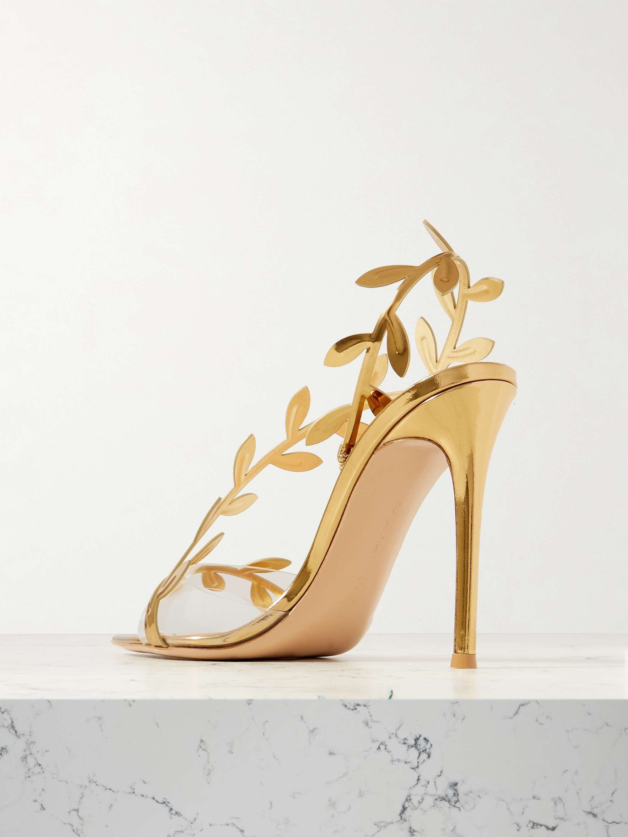 【Gianvito Rossi】FLAVIA リーフモチーフ レザー サンダル Gianvito Rossi】FLAVIA リーフモチーフ レザー サンダル