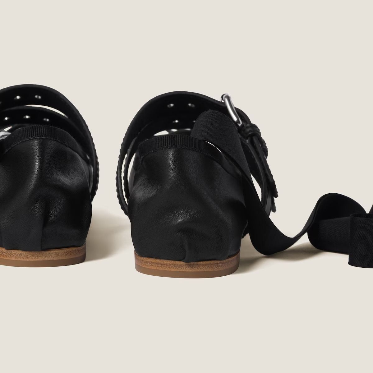 MiuMiu】ミュウミュウ ナッパレザーxカーフレザー バレリーナ