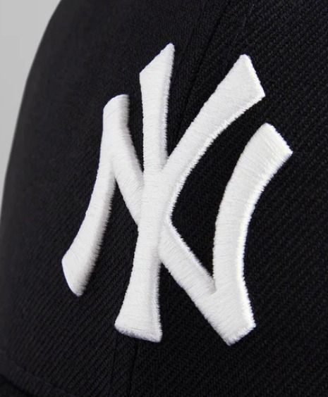 ＊KITH NYC＊関税/送料込み Kith&New Era NYヤンキース キャップ KITH NYC】関税/送料込み Kith&New Era NYヤンキース キャップ