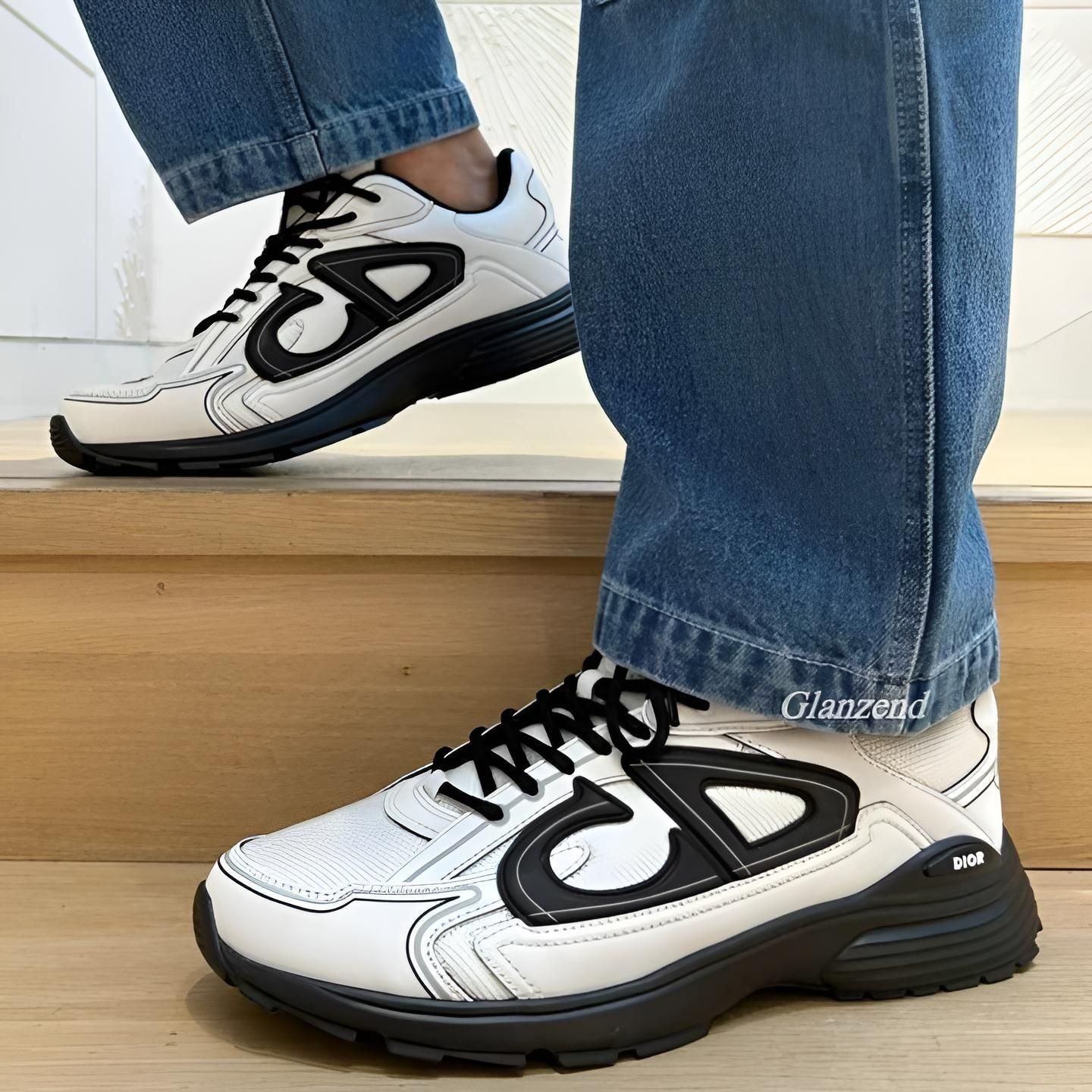 ☆モダン×スポーティ☆ DIOR B30 スニーカー ブラック ☆クールでカッコいい☆【Dior】《B30》ロゴ入り スニーカー