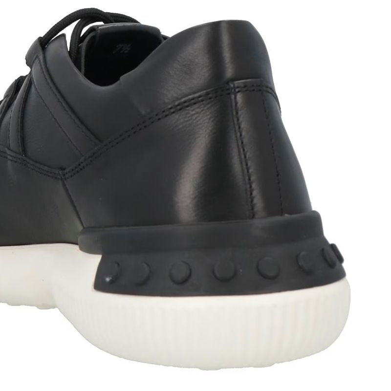 大人が履くべきスニーカー【TOD’S】レザー スニーカー 大人が履くべきスニーカー！【TOD'S】レザー スニーカー 靴
