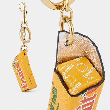 Anya Hindmarch 英国発 カラフルかわいい バッグチャーム (Anya