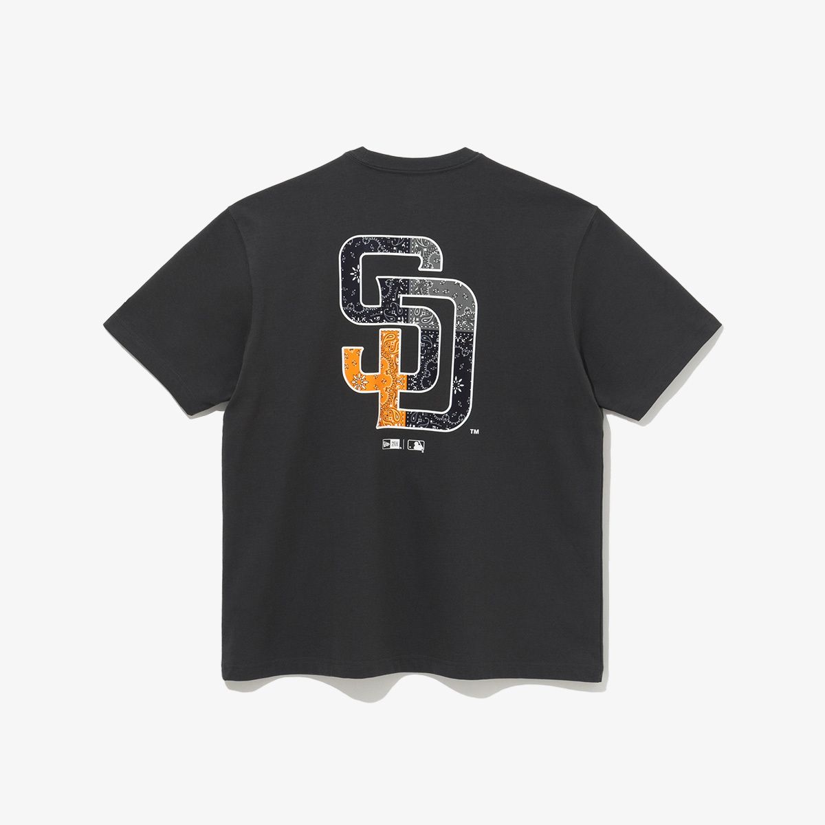 【韓国】ニューエラ■シャドーロゴTシャツ■送料込 韓国】ニューエラキッズ□シャドーロゴTシャツ□追跡送料込 (New