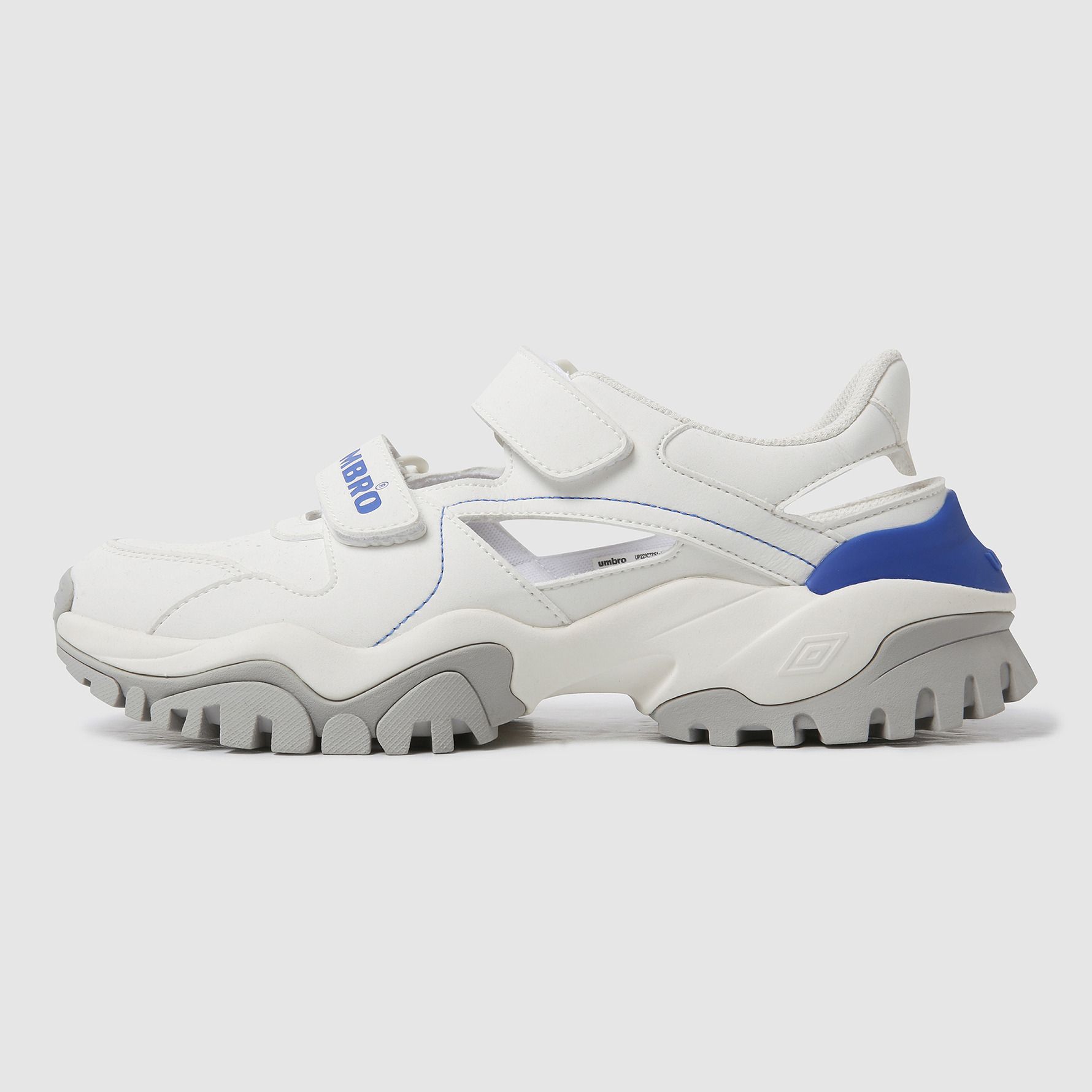 【UMBRO】BUMPY LAYER ★送料・関税込★ UMBRO】BUMPY LAYER ☆送料・関税込☆ (UMBRO/サンダル