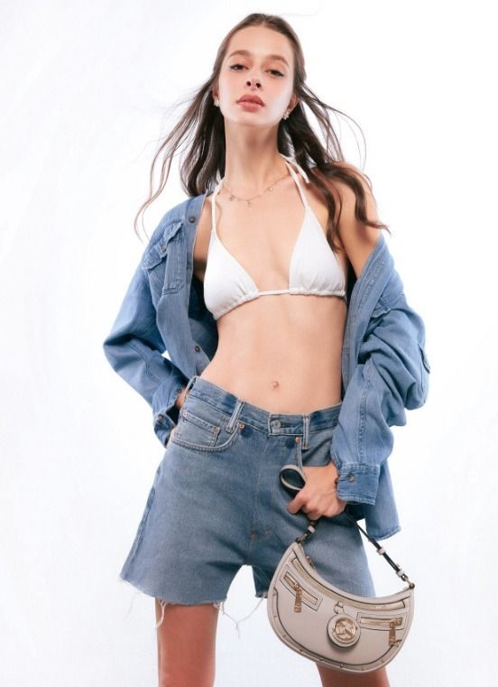 【LYN】ショルダーバッグ ２WAY ロングストラップ付 ジッパー LYN】ショルダーバッグ 2WAY ロングストラップ付 ジッパー (LYN