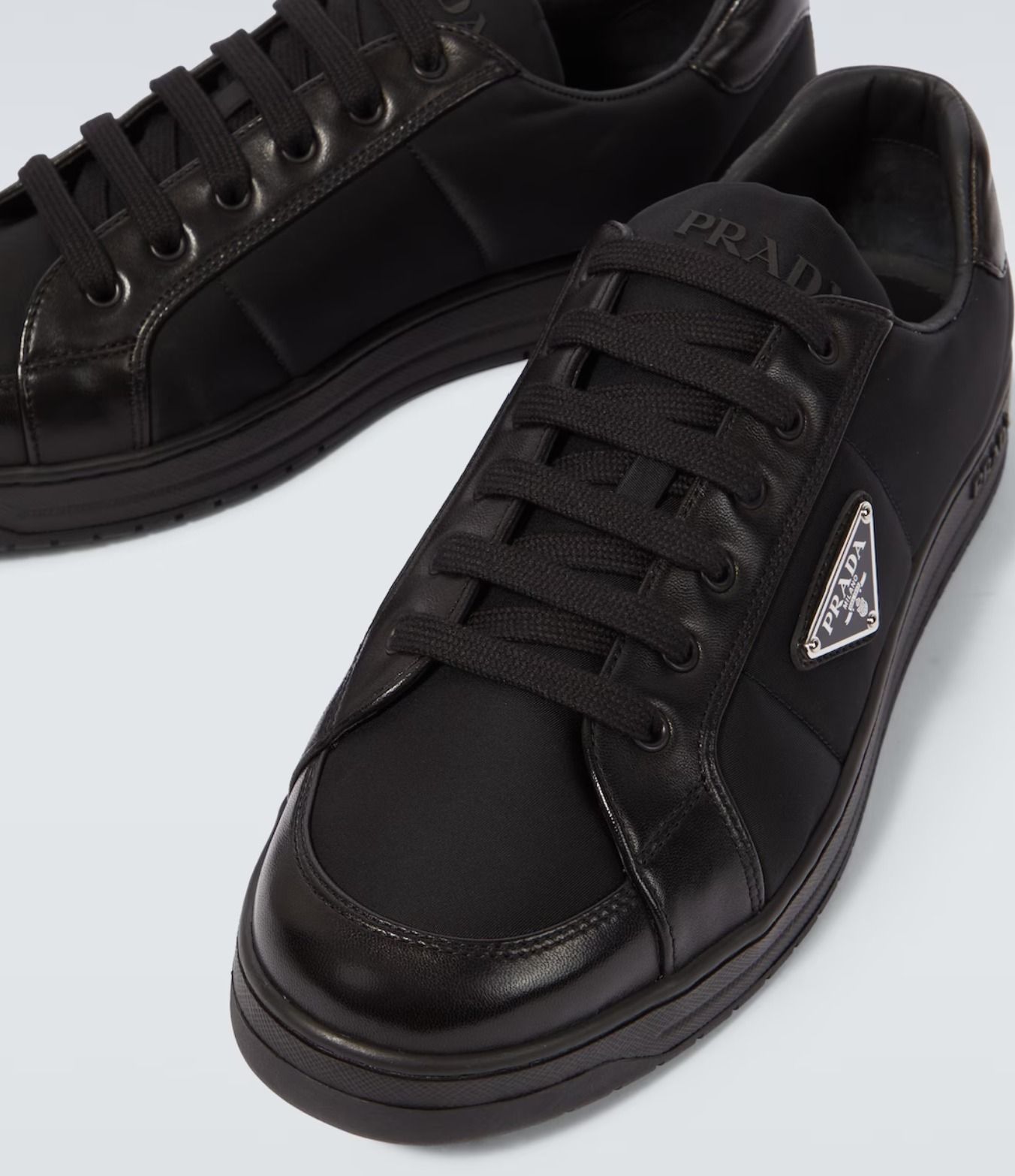 ■PRADA プラダ ナッパレザー&Re-Nylon ダウンタウンスニーカー 希少】PRADA ダウンタウン ナッパレザーx Re-Nylon スニーカー