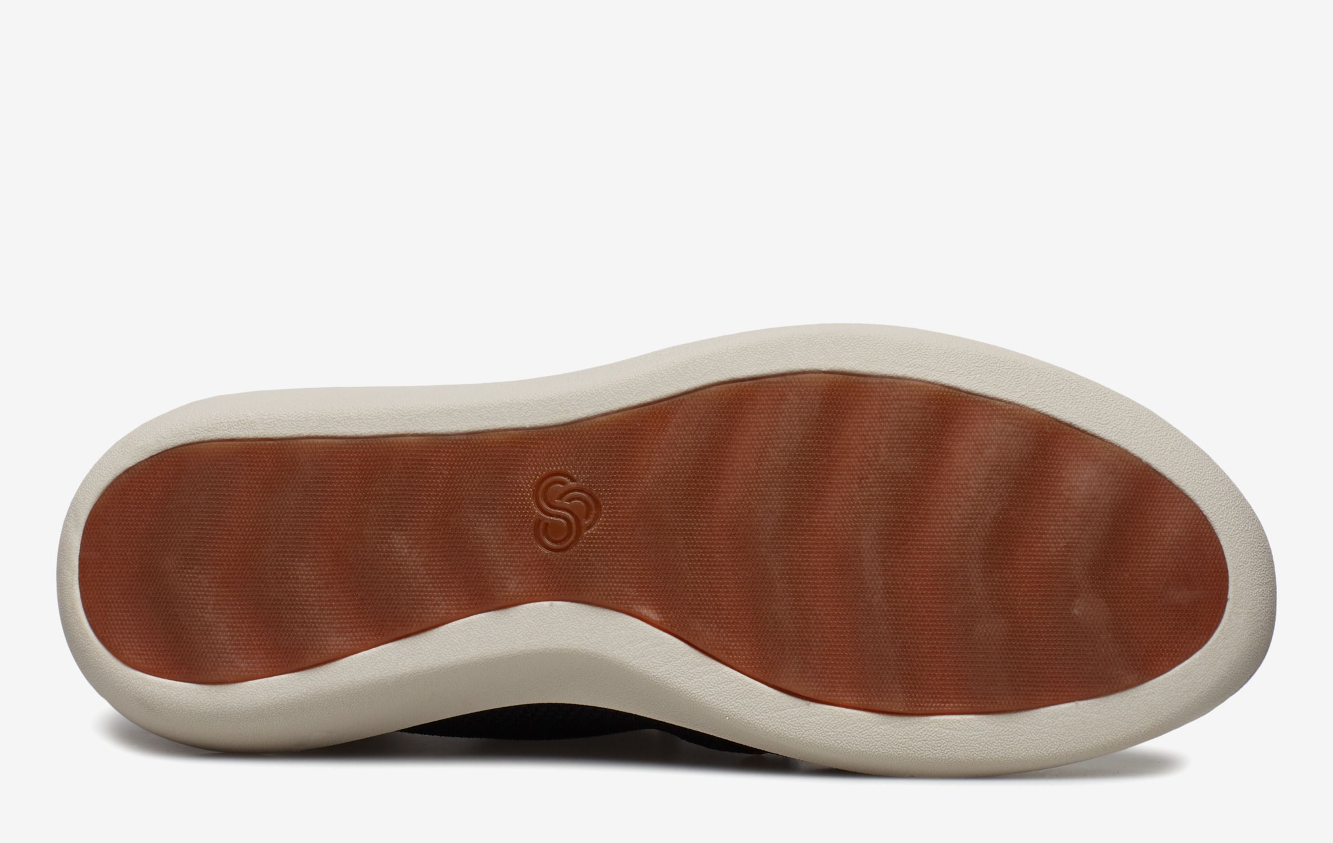 Clarks 超軽量 スニーカー ブラック 黒 通気性 レザー ビジネス CLARKS ビジネス スニーカー 軽量 ブラック 通気性 レザー 靴