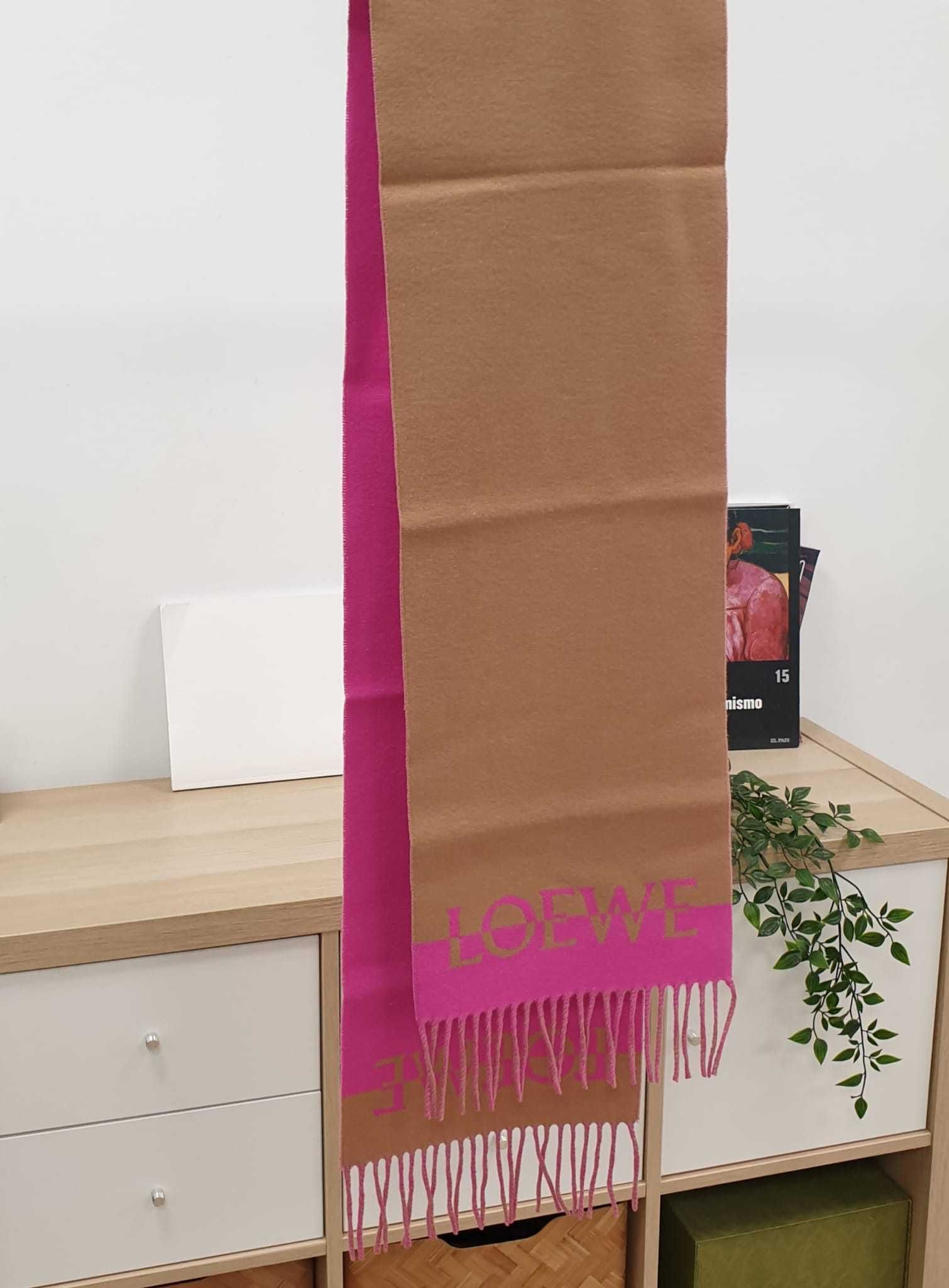 6万取引突破★UPS速達便利用！【LOEWE】F606257X53 スカーフ 6万取引突破☆UPS速達便利用！【LOEWE】F606257X53 スカーフ