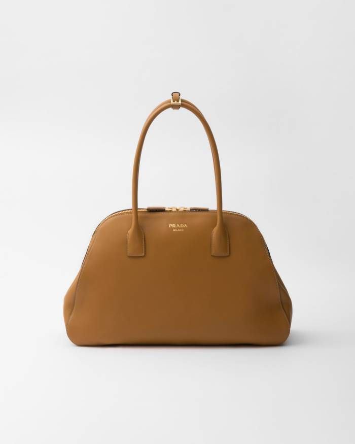 PRADA エレガント ロゴ ラージ レザー トートバッグ 全2色 PRADA☆レザーハンドル ロゴ ラージ トートバッグ 2色 (PRADA