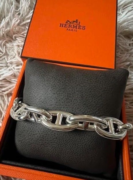 【HERMES】大人気♪シェーヌダンクル ブレスレット ラージモデル 入手困難】HERMESシェーヌダンクルMM ブレスレット大人気