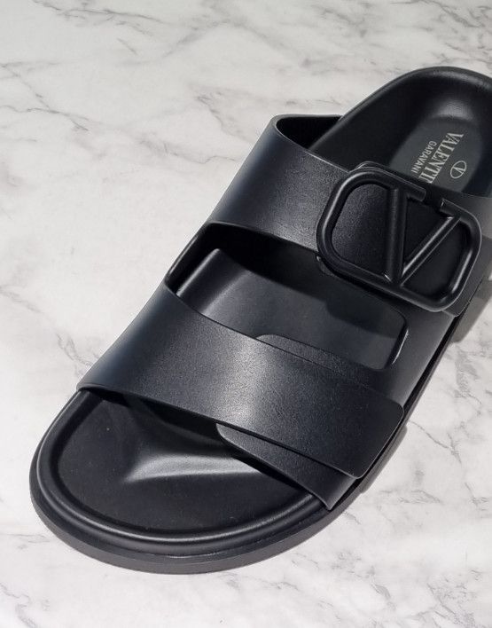 ヴァレンティノ メンズ サンダル S0G80UHE 0NO 楽天市場】【3%オフクーポン配布中】 VALENTINO ヴァレンティノ