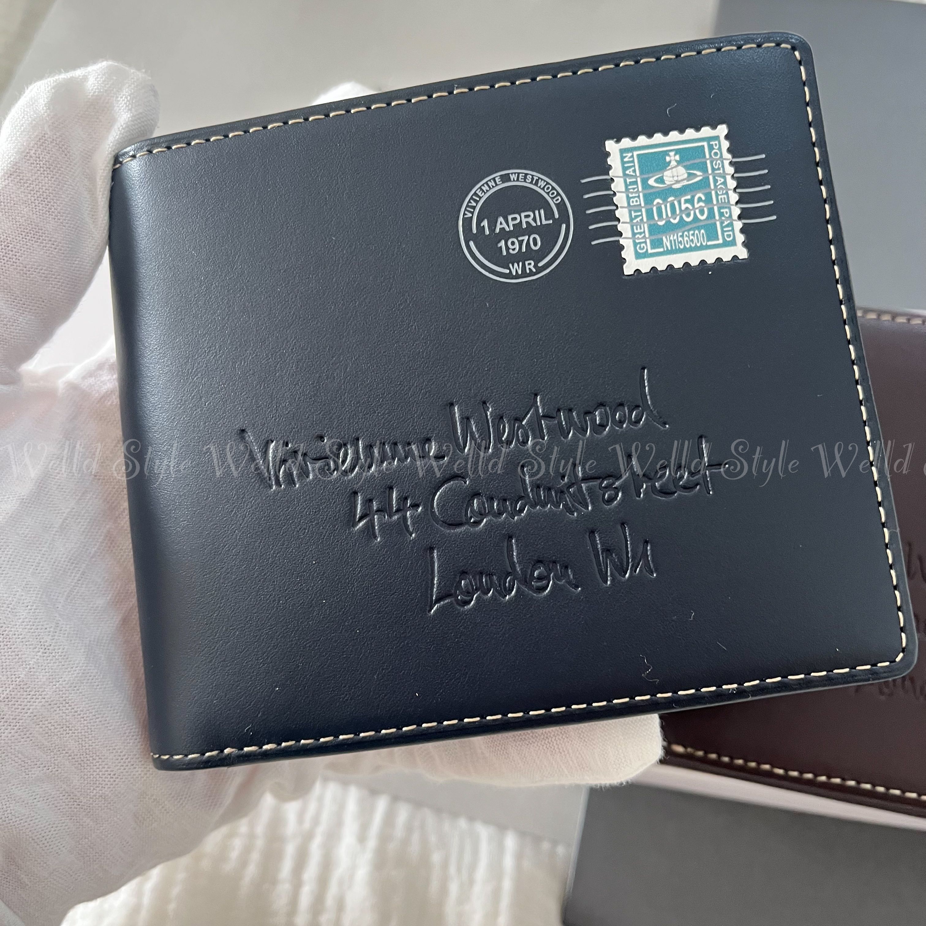 すぐ届く 【Vivienne Westwood】 エンベロープ2 二つ折り財布