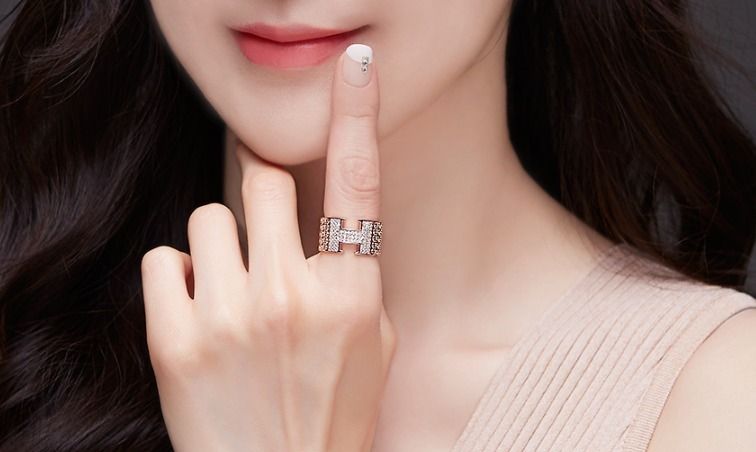 [Dorocy]18kノブレスネッティングリング ☆プレゼント韓国最高級 Dorocy]18kノブレスネッティングリング ☆プレゼント韓国最高級