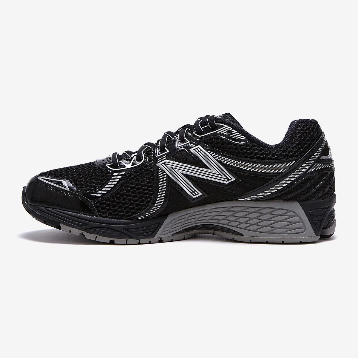 【New Balance】ニューバランス◇860V2 スニーカー ユニセックス ニューバランス】New Balance 860v2 Black Grey☆ユニセックス