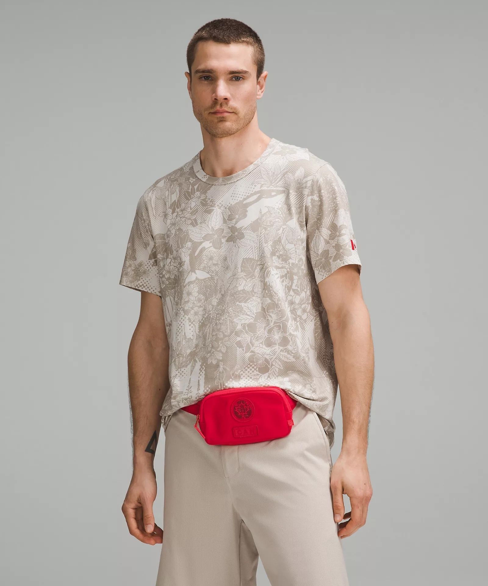 Amazon.com | Lululemon Everywhere Belt Bag, 1L (Carnation