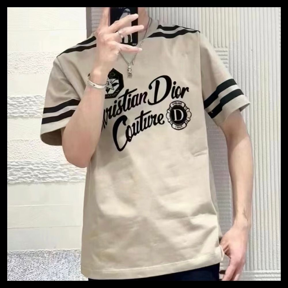 【24SS☆シンプルカジュアルラフな装いに♪】DIOR Tシャツ 24SS☆シンプルカジュアルラフな装いに♪】DIOR Tシャツ