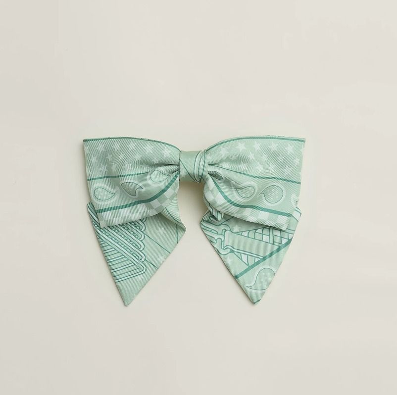 【ギフトにも】◆HERMES◆ヘアクリップ ギフトにも☆Sangles en Zigzag BandanaHermesヘアクリップ