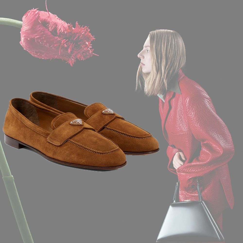 PRADA ブラウン スエード ローファー