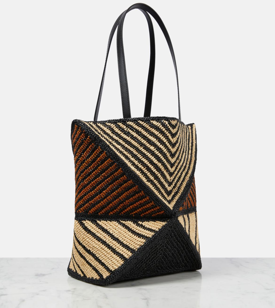 【国内発】 LOEWE x Paula's Ibiza Puzzle フォルド トート XL 国内発】LOEWE x Paula's Ibiza Puzzle フォルド トート (LOEWE