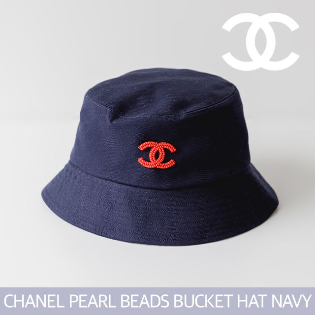 Cap - Silk & imitation pearl, black & pearly white — Fashion